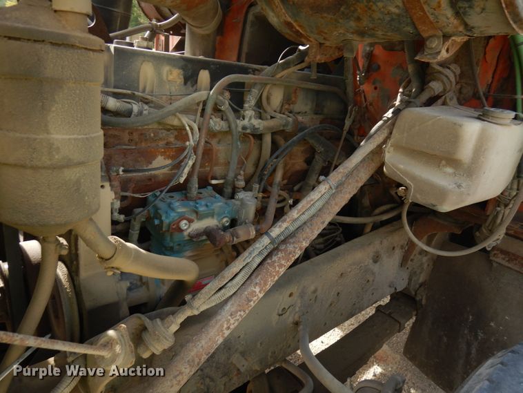 image for item JQ9306 1992 International 2674  dump truck