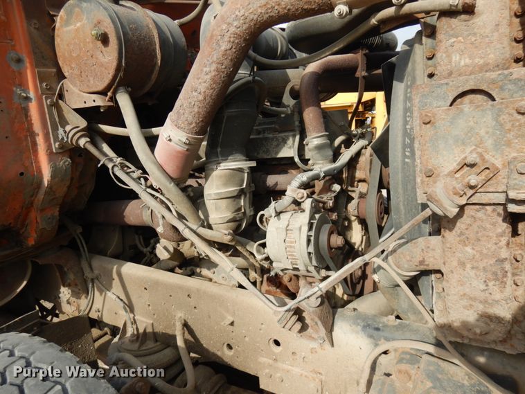 image for item JQ9306 1992 International 2674  dump truck