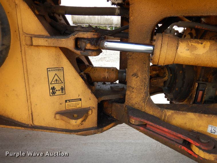 image for item JQ9307 2000 Volvo L220D  wheel loader