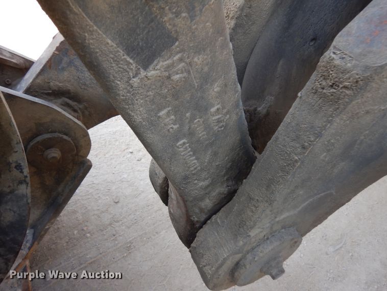 image for item JQ9307 2000 Volvo L220D  wheel loader