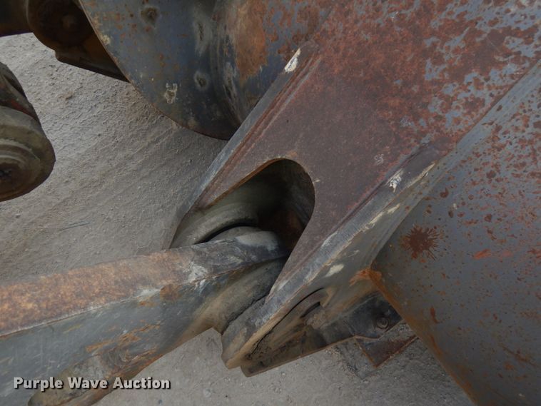 image for item JQ9307 2000 Volvo L220D  wheel loader