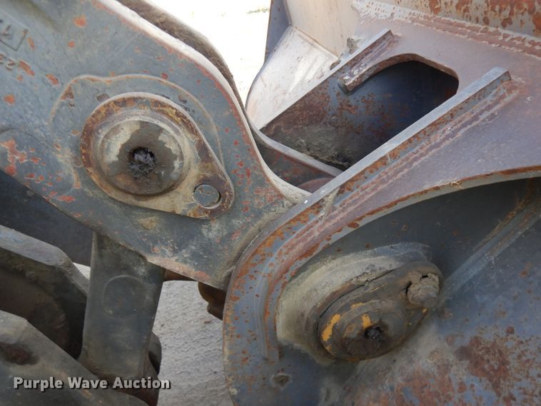 image for item JQ9307 2000 Volvo L220D  wheel loader