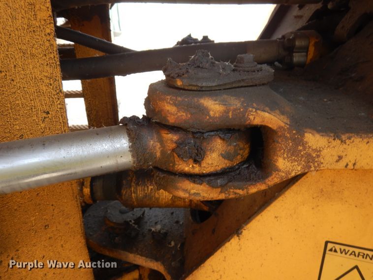 image for item JQ9307 2000 Volvo L220D  wheel loader