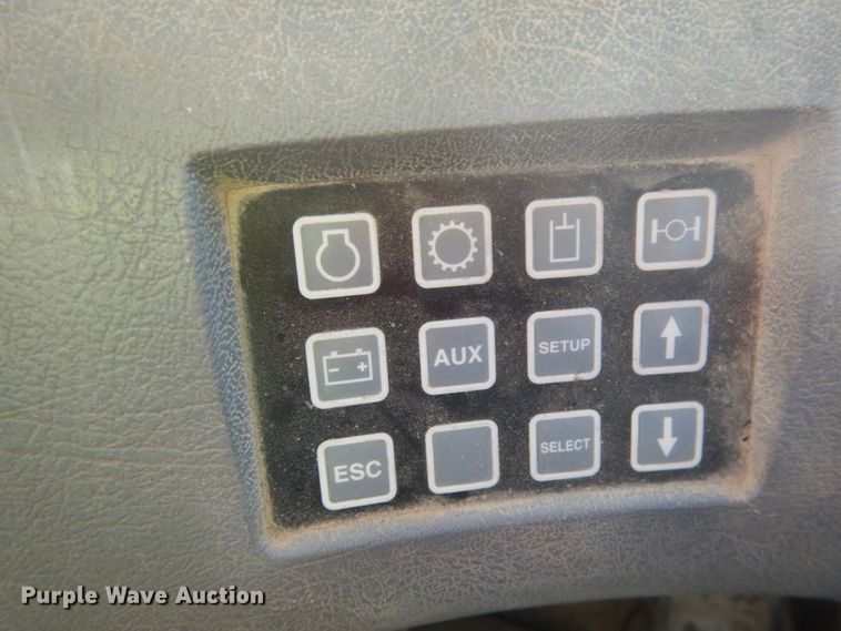 image for item JQ9307 2000 Volvo L220D  wheel loader