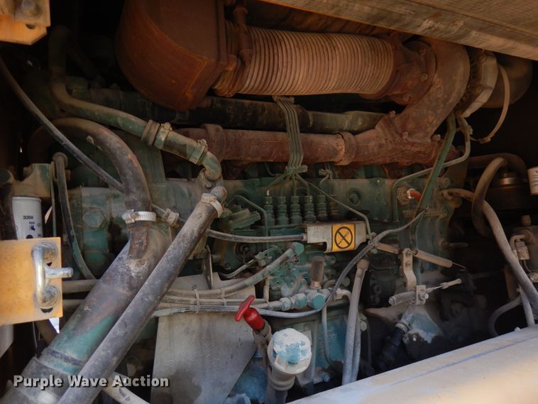 image for item JQ9307 2000 Volvo L220D  wheel loader