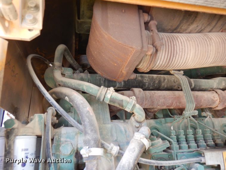 image for item JQ9307 2000 Volvo L220D  wheel loader