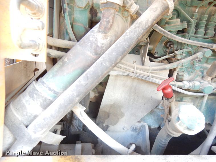 image for item JQ9307 2000 Volvo L220D  wheel loader