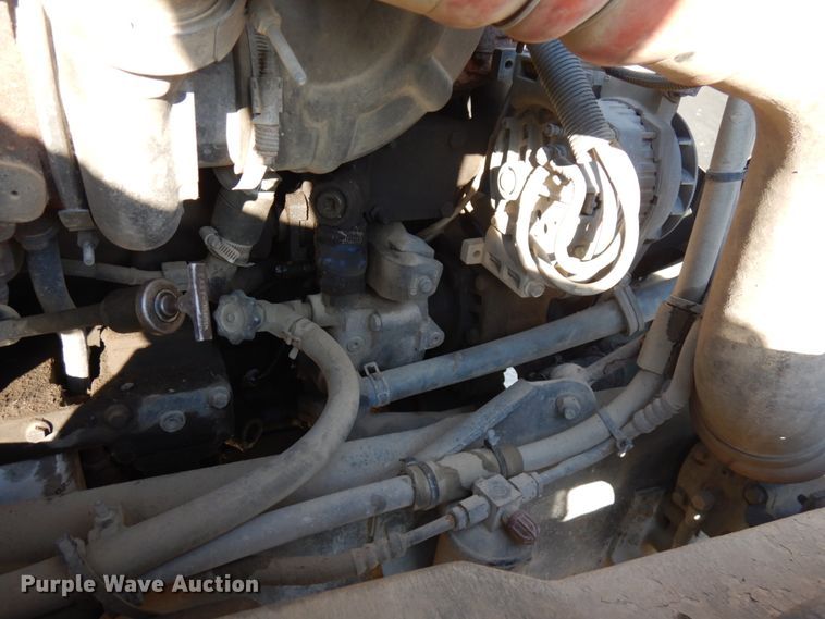 image for item JQ9308 2004 International 5500i  ready mix truck