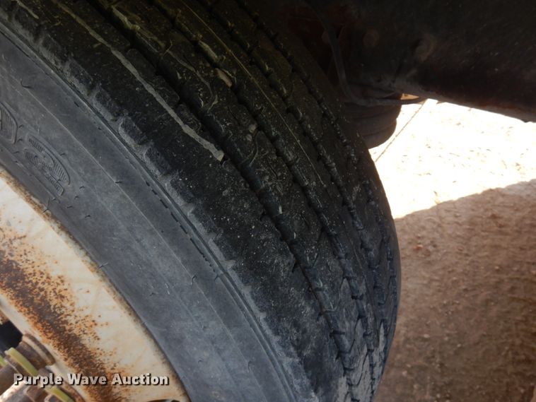 image for item JQ9308 2004 International 5500i  ready mix truck