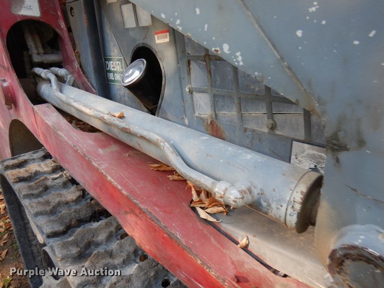 image for item JQ9310 Takeuchi TL130  tracked skid steer loader