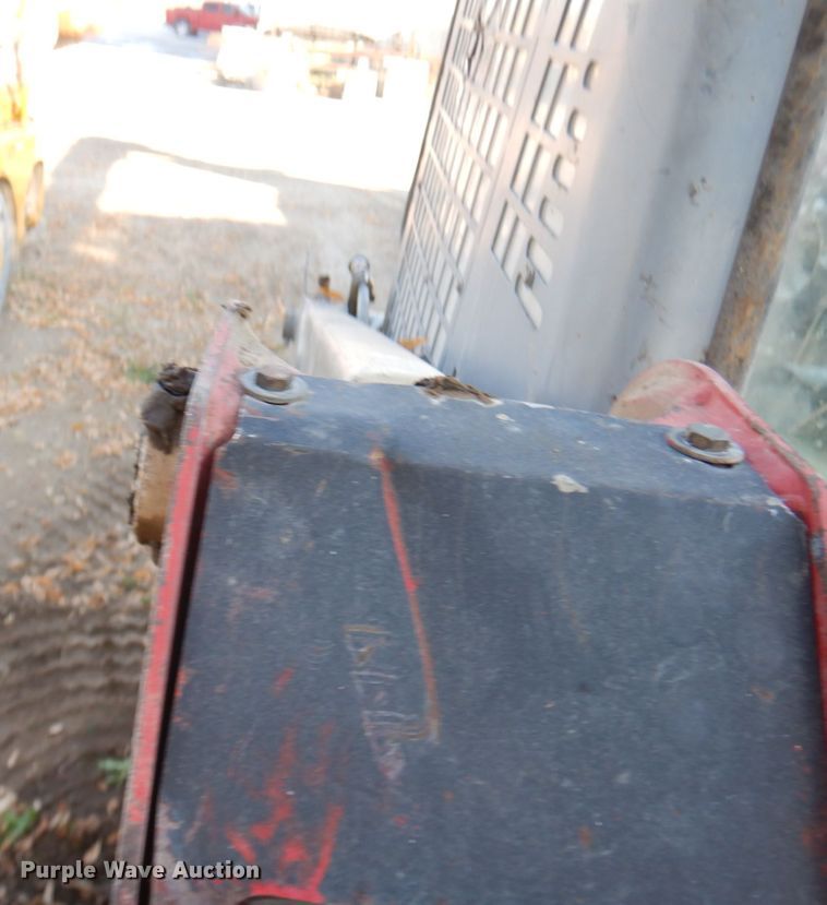 image for item JQ9310 Takeuchi TL130  tracked skid steer loader