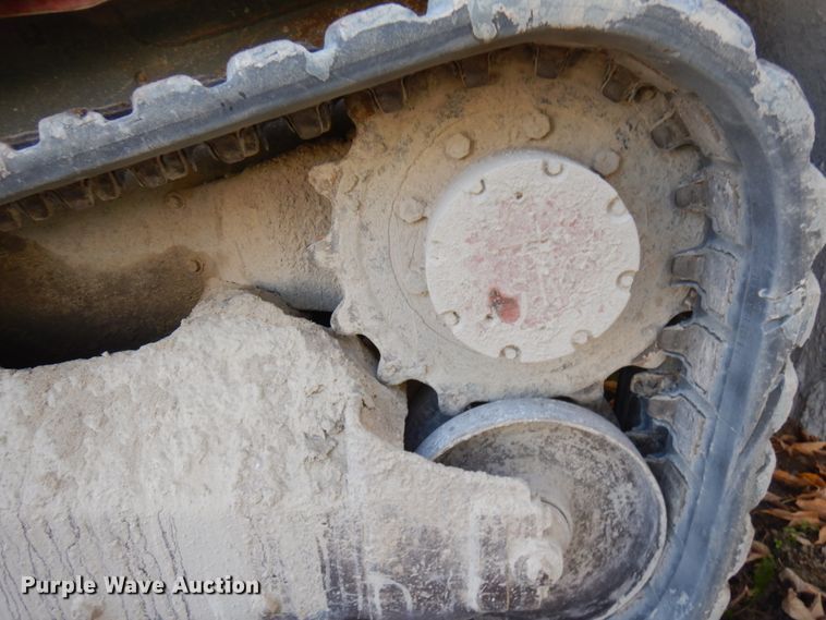 image for item JQ9310 Takeuchi TL130  tracked skid steer loader