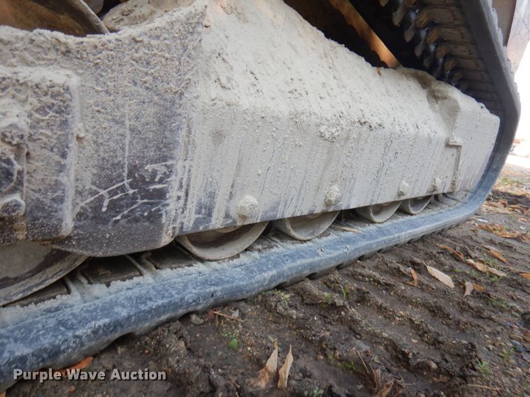 image for item JQ9310 Takeuchi TL130  tracked skid steer loader