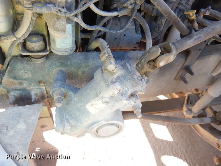 image for item JQ9311 2006 Mack CXN613  semi truck