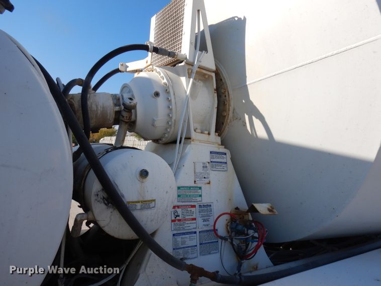 image for item JQ9312 2002 Volvo VHD  ready mix truck