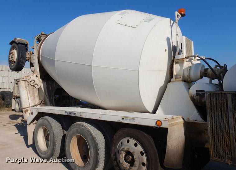 image for item JQ9312 2002 Volvo VHD  ready mix truck