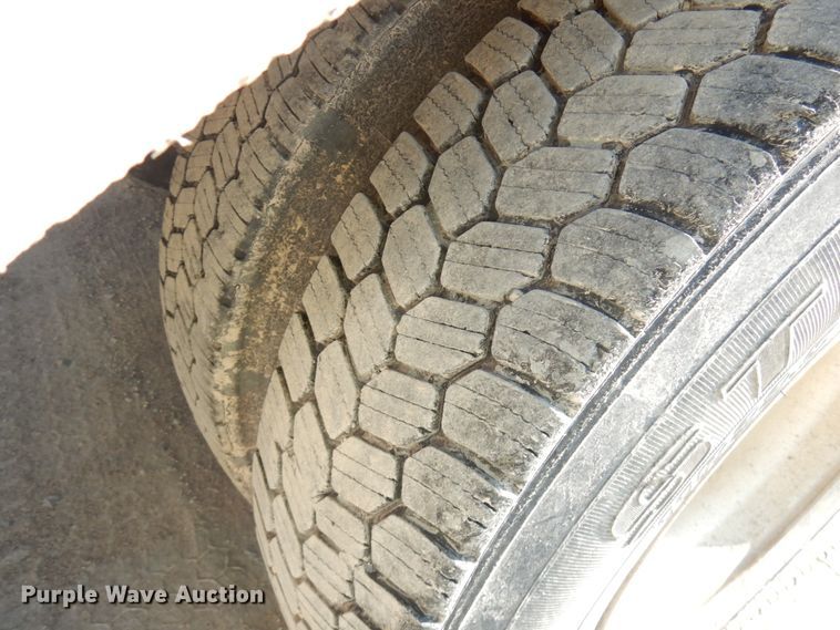 image for item JQ9312 2002 Volvo VHD  ready mix truck