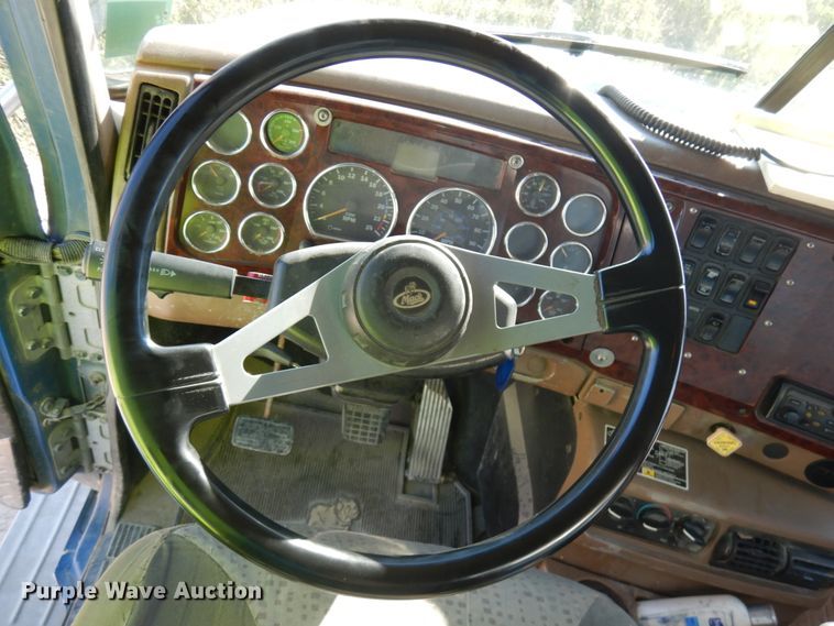 image for item JQ9314 2003 Mack CV513  dump truck