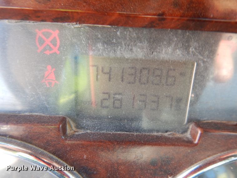 image for item JQ9314 2003 Mack CV513  dump truck