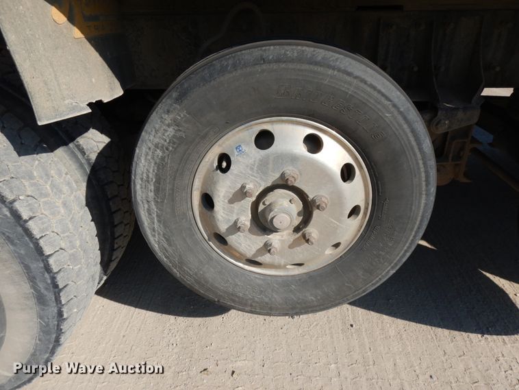 image for item JQ9314 2003 Mack CV513  dump truck