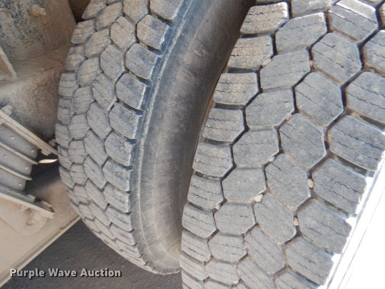 image for item JQ9314 2003 Mack CV513  dump truck