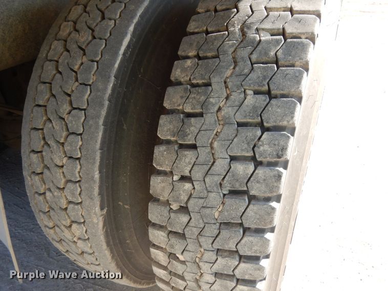 image for item JQ9314 2003 Mack CV513  dump truck