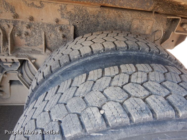 image for item JQ9314 2003 Mack CV513  dump truck