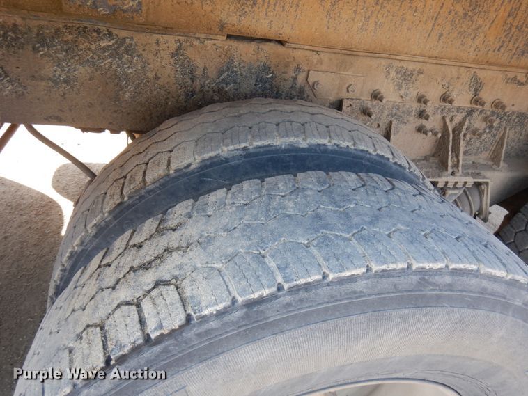 image for item JQ9314 2003 Mack CV513  dump truck