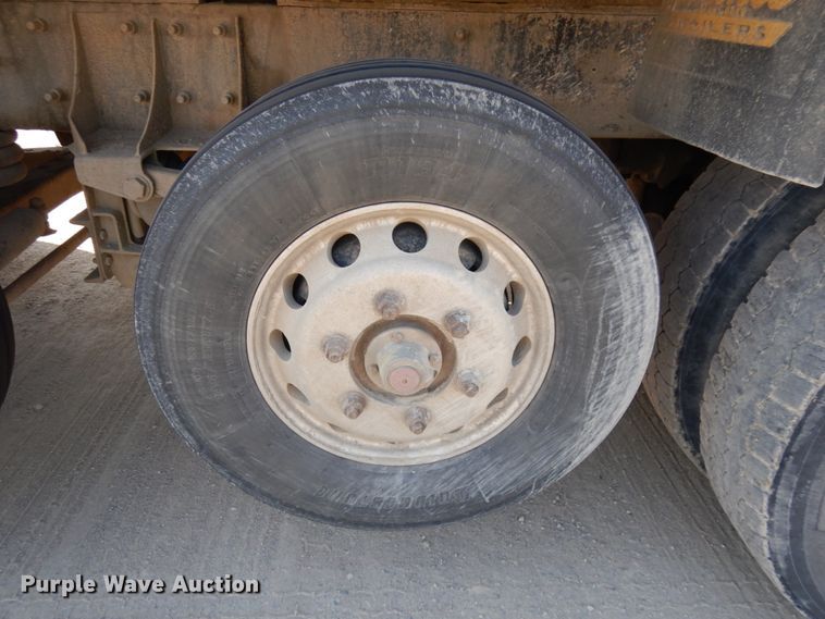 image for item JQ9314 2003 Mack CV513  dump truck