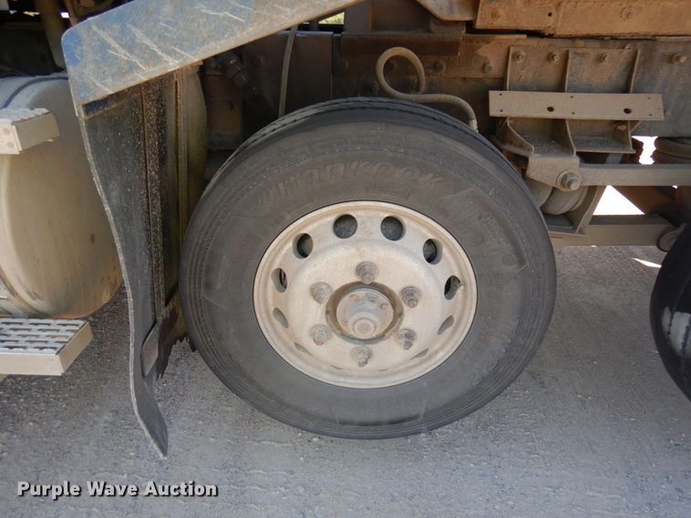 image for item JQ9314 2003 Mack CV513  dump truck