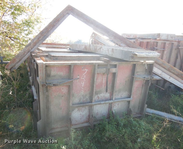 image for item JQ9315 (11) Septic tank molds