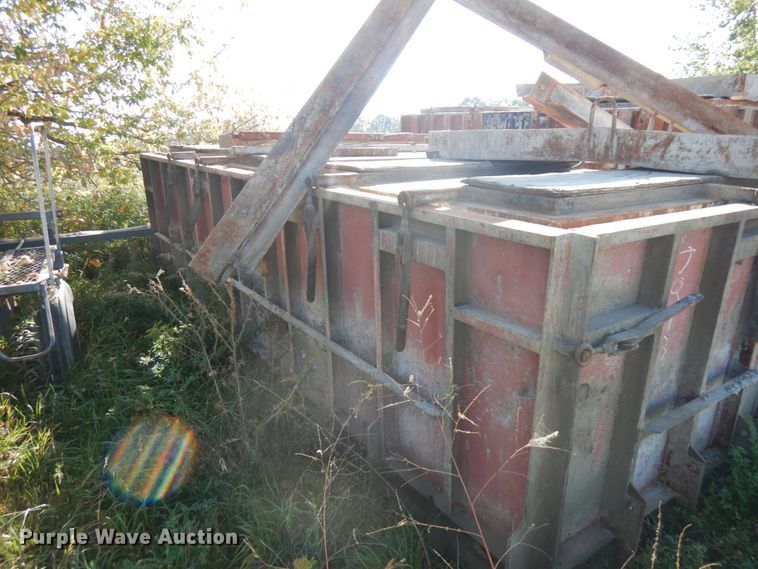 image for item JQ9315 (11) Septic tank molds