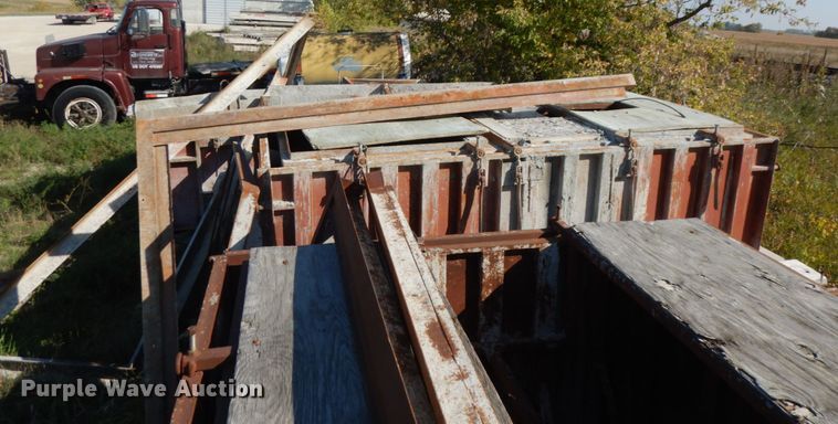 image for item JQ9315 (11) Septic tank molds