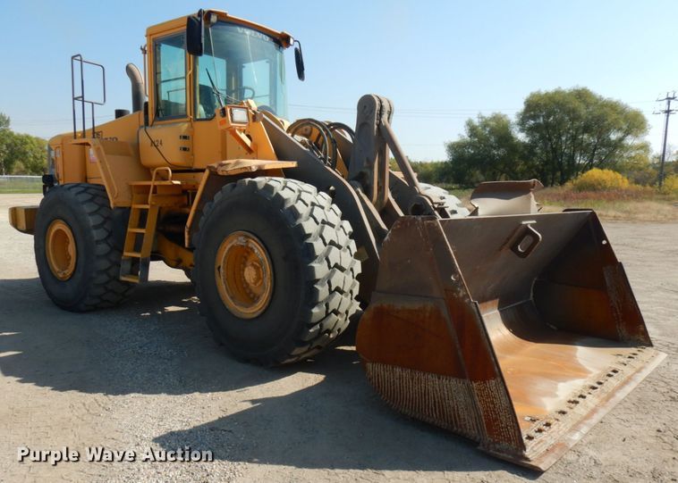 image for item JQ9317 2005 Volvo L150E  wheel loader