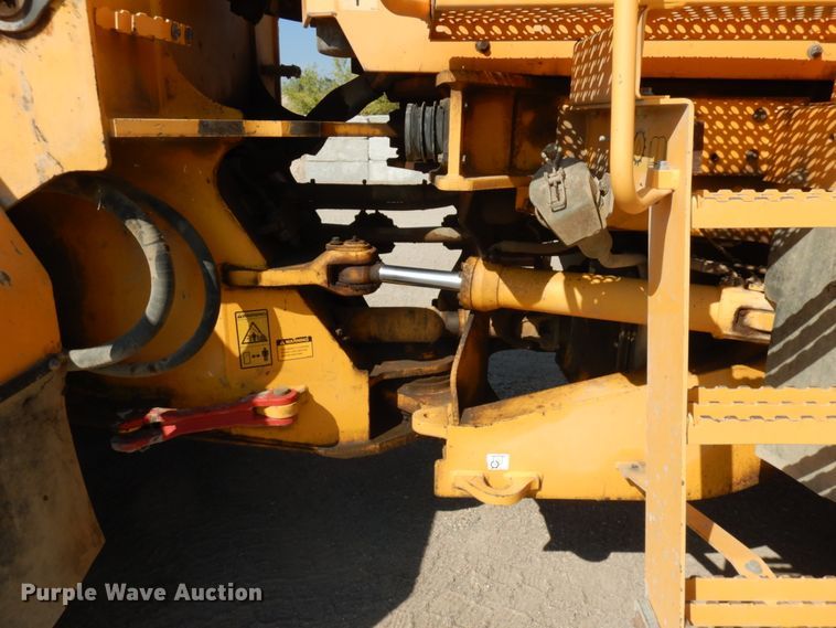 image for item JQ9317 2005 Volvo L150E  wheel loader