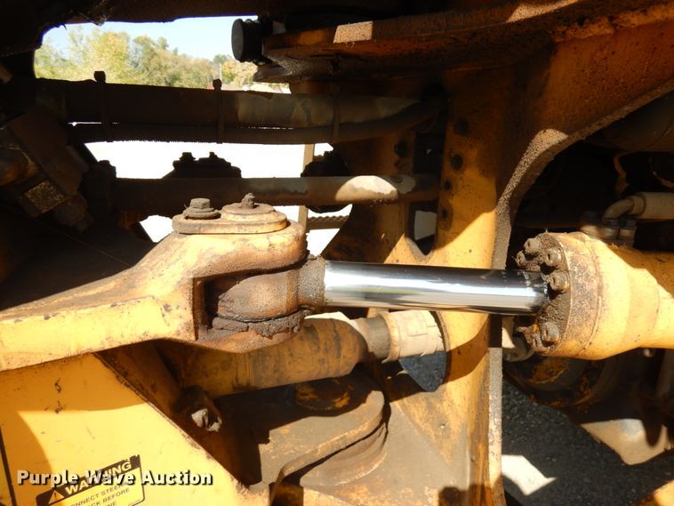 image for item JQ9317 2005 Volvo L150E  wheel loader