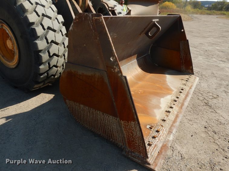 image for item JQ9317 2005 Volvo L150E  wheel loader