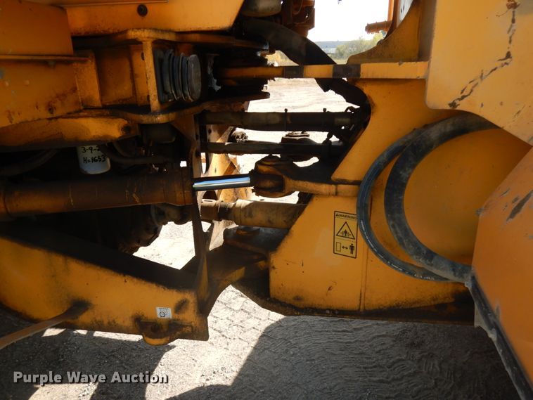 image for item JQ9317 2005 Volvo L150E  wheel loader