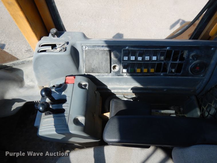 image for item JQ9317 2005 Volvo L150E  wheel loader