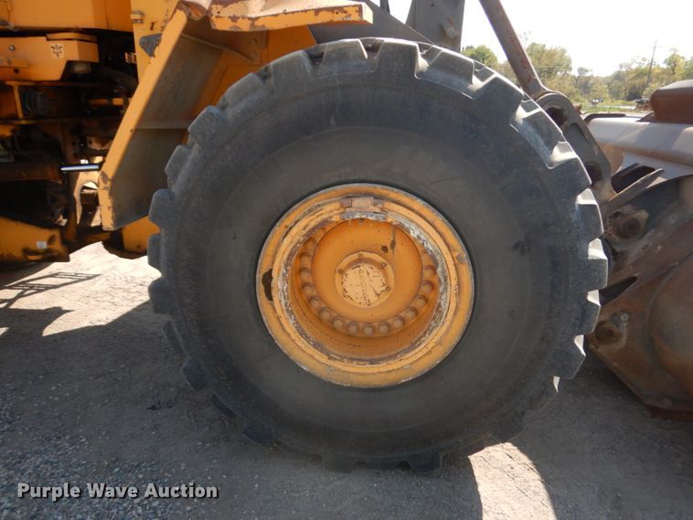 image for item JQ9317 2005 Volvo L150E  wheel loader