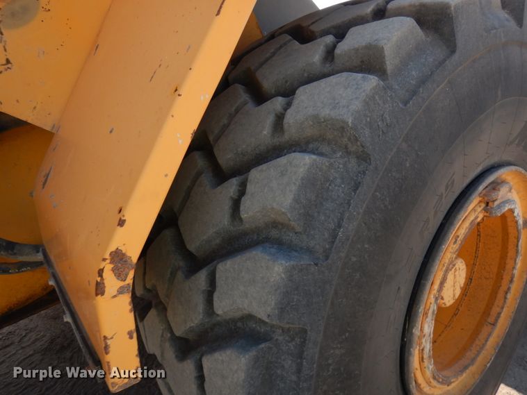 image for item JQ9317 2005 Volvo L150E  wheel loader