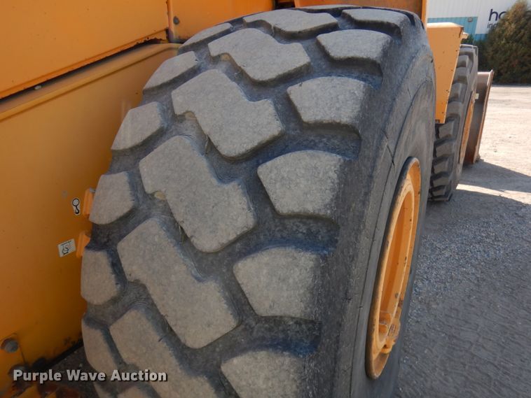 image for item JQ9317 2005 Volvo L150E  wheel loader