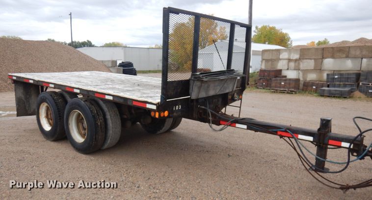 image for item JQ9320 1987 Ward  flatbed trailer