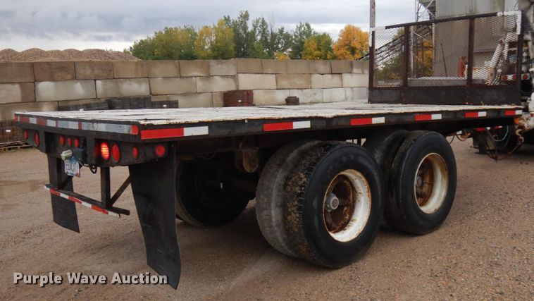 image for item JQ9320 1987 Ward  flatbed trailer