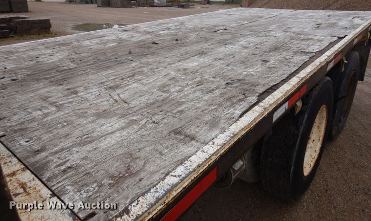 image for item JQ9320 1987 Ward  flatbed trailer