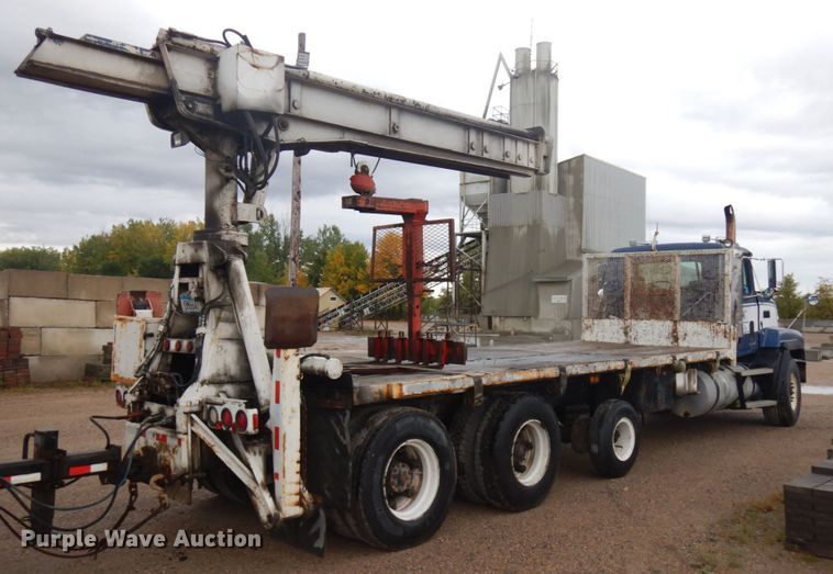 image for item JQ9321 1996 Mack CL713  crane truck