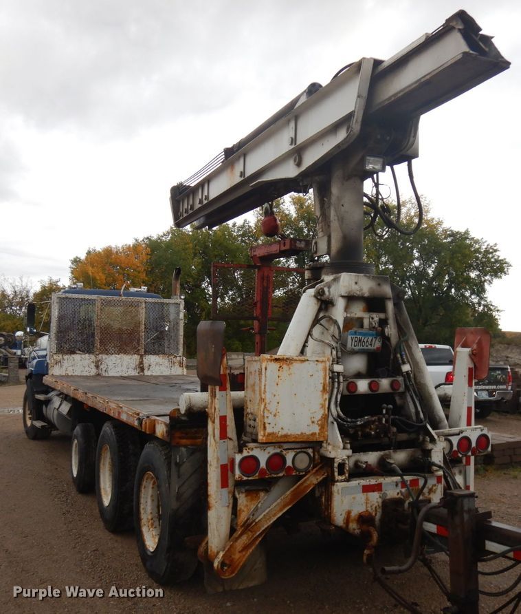 image for item JQ9321 1996 Mack CL713  crane truck