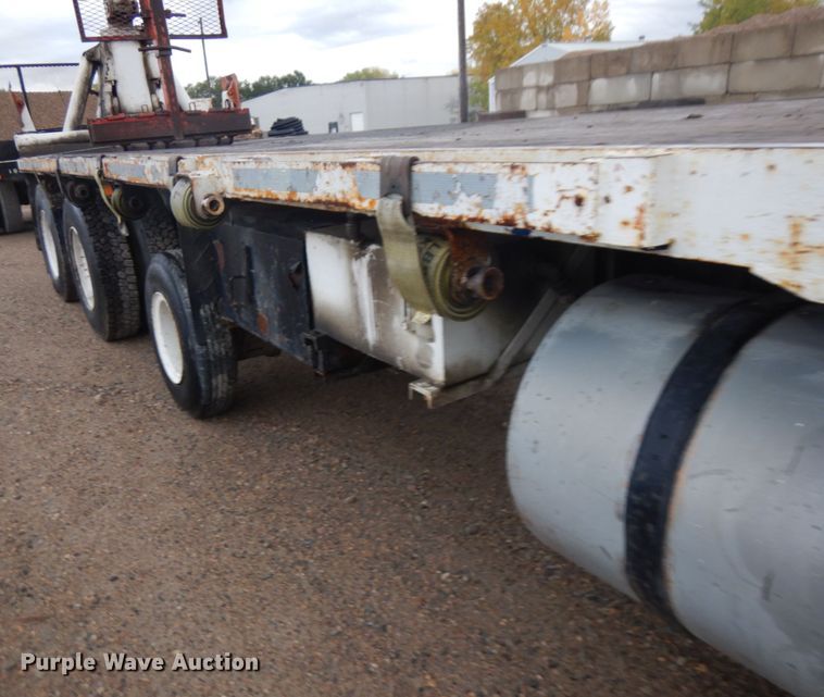 image for item JQ9321 1996 Mack CL713  crane truck