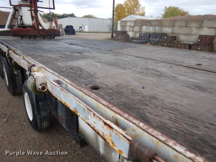 image for item JQ9321 1996 Mack CL713  crane truck