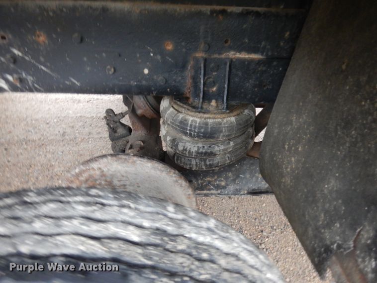 image for item JQ9321 1996 Mack CL713  crane truck